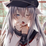 一只猫飞过水面