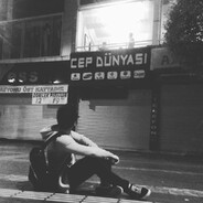 Derin Düşünen Enik