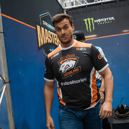 W-_- - steam id 76561199108680227