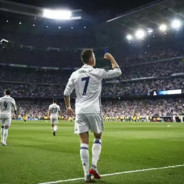 她说那是晒黑的