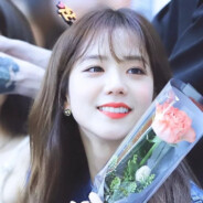 一顾倾城，再顾倾国