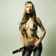 ☆ ︻デ═一 ☆