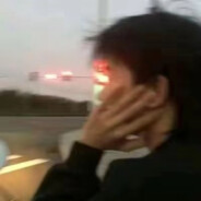 甜甜的女孩也有咸咸的