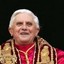 Papa Bento XVI usa Nike ShoxXx