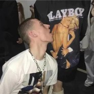 提升自己不如诋毁队友