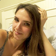 hot girl needs commends for mic