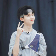 暴力肘击马嘉祺