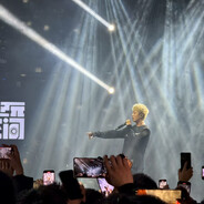王齐铭的黑红方块梅花