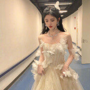 姐姐来喝安慕希