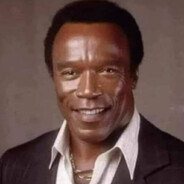 Arnold Schwarzenniggg@