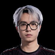 夜露救过uggle命