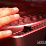 † טιρ † RayZen