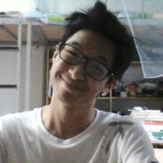 18岁奶爸带枪上阵