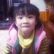 操场上最漂亮的女孩