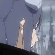 江畔何人初见月