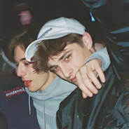 她叫我去她屋里睡