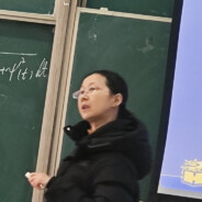 江苏师范硕士研究生任通大高等数学讲师蒋巧云