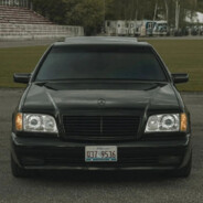 Mercedes-Benz S-Class W140