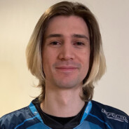 xqcL