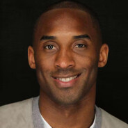 一肘迪迦也闪红