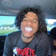 我有两颗茶叶蛋