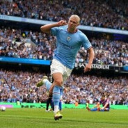 米饭依旧是一小碗