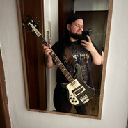 rickenbacker enjoyer