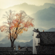 乌拉拉尔山脉的阳春白