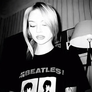 抱歉，借过一下