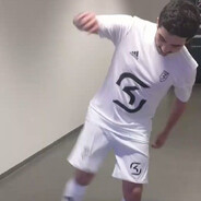 ˡᵉᵃⁿᵈʳᵃᵈᵉ♰ - steam id 76561198298357959