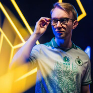 在世真龙多拉贡