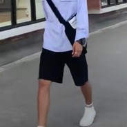 来一个队友祭天