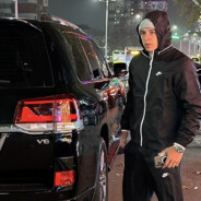 待たないでください