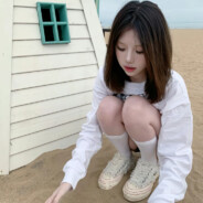 爱给女高中生抹身体乳