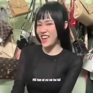 EatByLeftHandbutAndreeRightHand