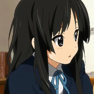 HTT的贝斯手秋山澪