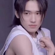 宋亚轩超绝肌肉线条