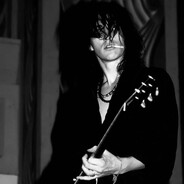 VeLveT_RevoLveR