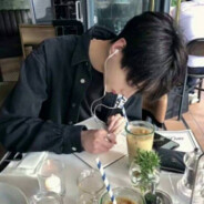 晓看天色暮看云