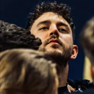 18 敢一个人拉粑粑