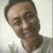 老人和孩子先飞