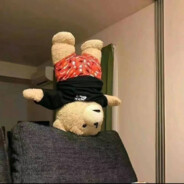 正在偷吃集束炸蛋