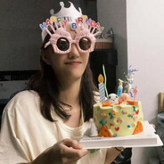 趁着灯火不算清晰。