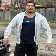 В РОТ ДАВАТЕЛЬ