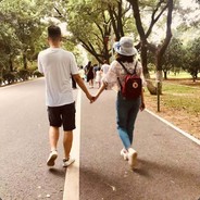 四月的红不是枫叶红