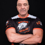 waldemar komuch