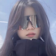 大拉白给看手机