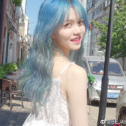 朝辞白帝彩云间