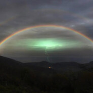 英雄可以受委屈但你不能打我的大雞雞