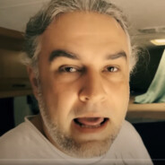 Never pause Vàlyi Pisti